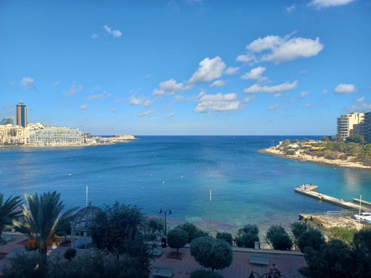 Beautiful Sliema Seaview Apt Luaran gambar