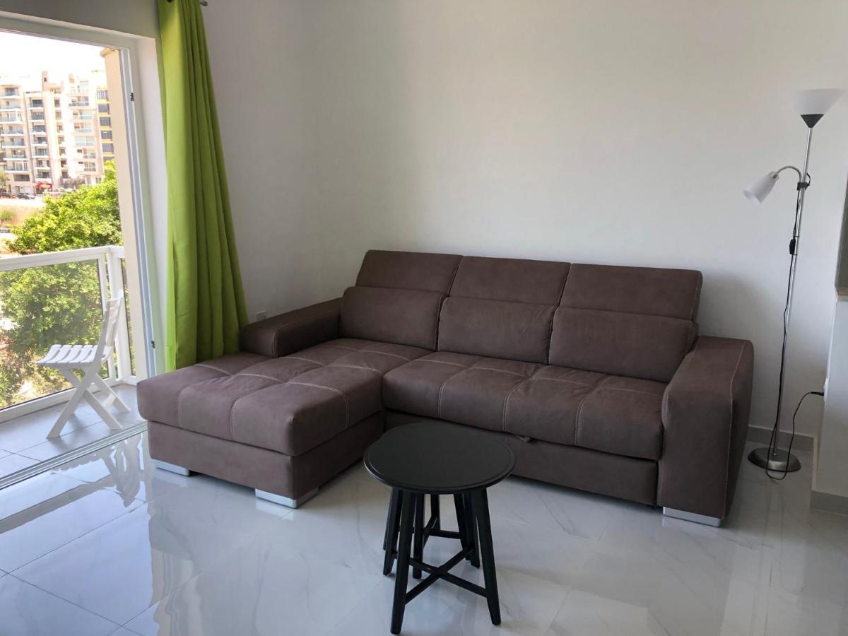 Beautiful Sliema Seaview Apt Luaran gambar