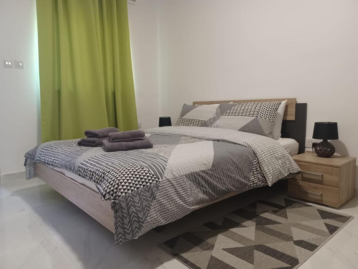 Beautiful Sliema Seaview Apt Luaran gambar